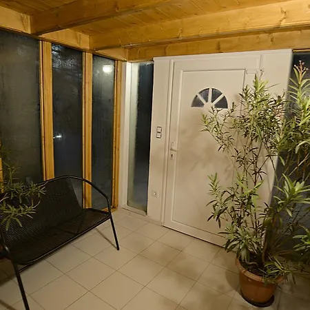 Zsolnay Apartmanhaz Exotic * Pécs