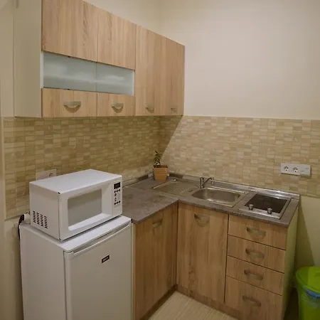 Zsolnay Apartmanhaz Exotic Apartman